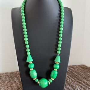 Vintage Green Wood Beaded Necklace